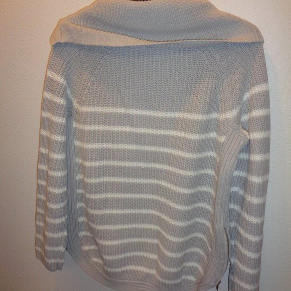 CROFT & Barrow Sweater Size Medium - Picture 9 of 9